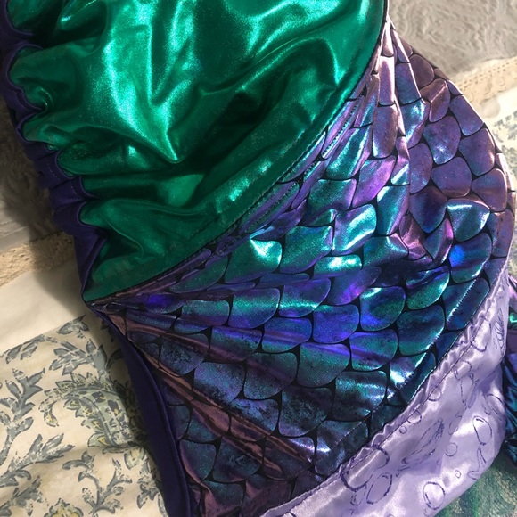 ‼️SOLD‼️Custom mermaid infant car seat cover - Picture 7 of 12